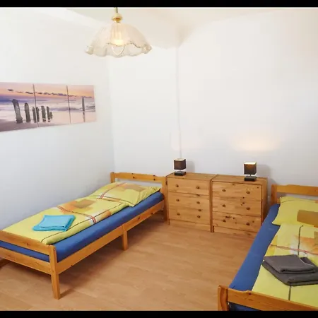 Schoene Mit Billard * מיינרצהאגן