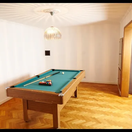 בית נופש Schoene Mit Billard