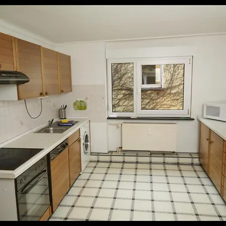 Schoene Mit Billard * מיינרצהאגן